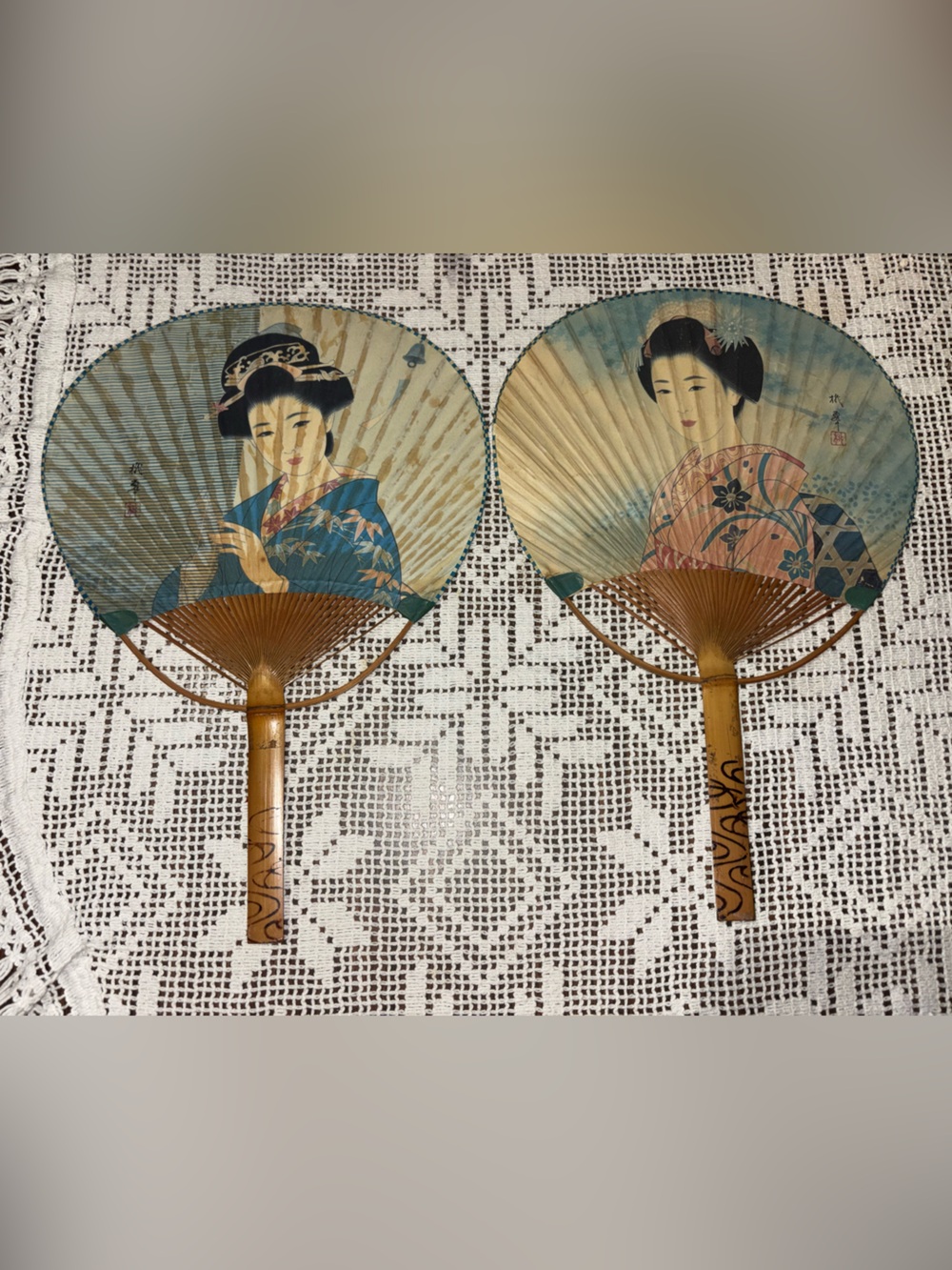 Vintage Japanese Hand Fan Art Print - Blue and Pink Geisha Design